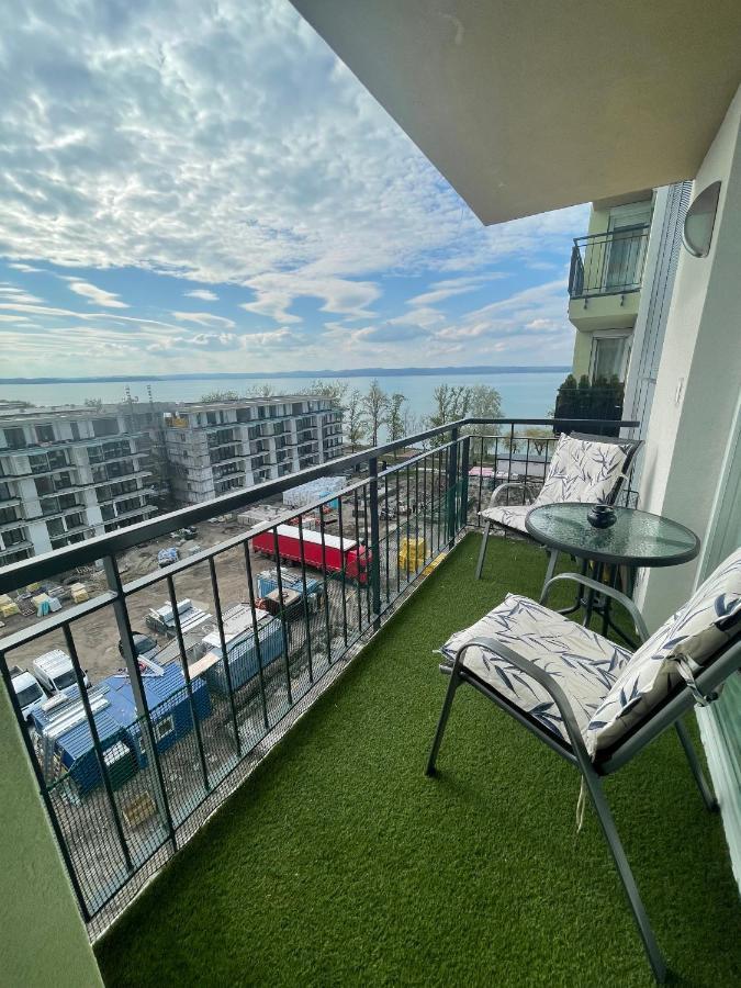 Cadet Holiday Apartman Ezuestpart Siófok Eksteriør bilde